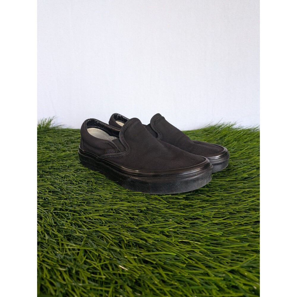 Vans Slip-On All Black Canvas Unisex Skating Shoes Men's Size 4 / Women's...